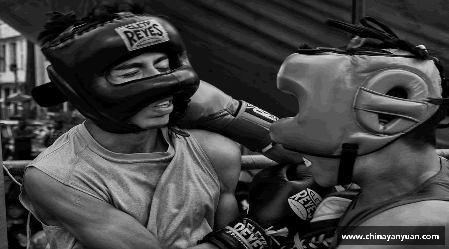 热血与坚持，战胜一切！